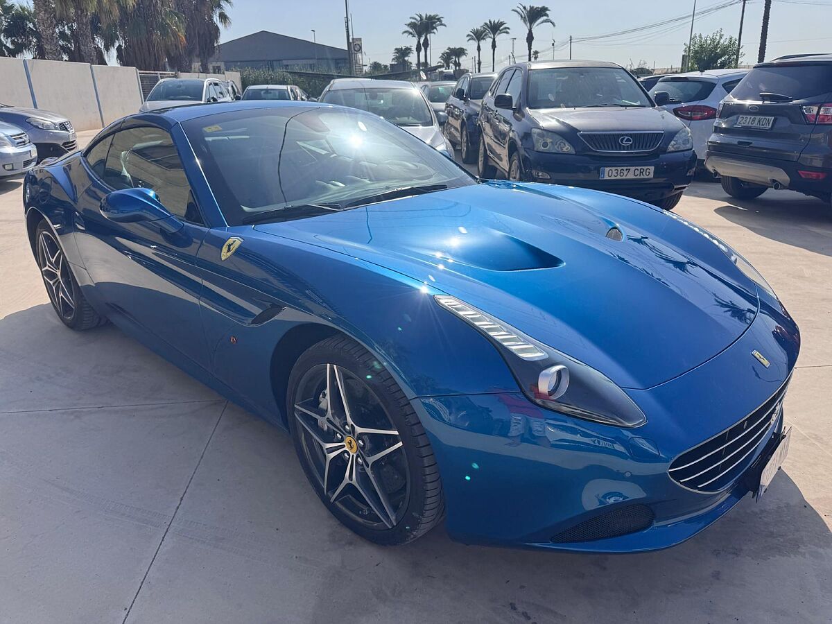 FERRARI CALIFORNIA T CONVERTIBLE AUTO SPANISH LHD IN SPAIN 28000 MILES FFSH 2014